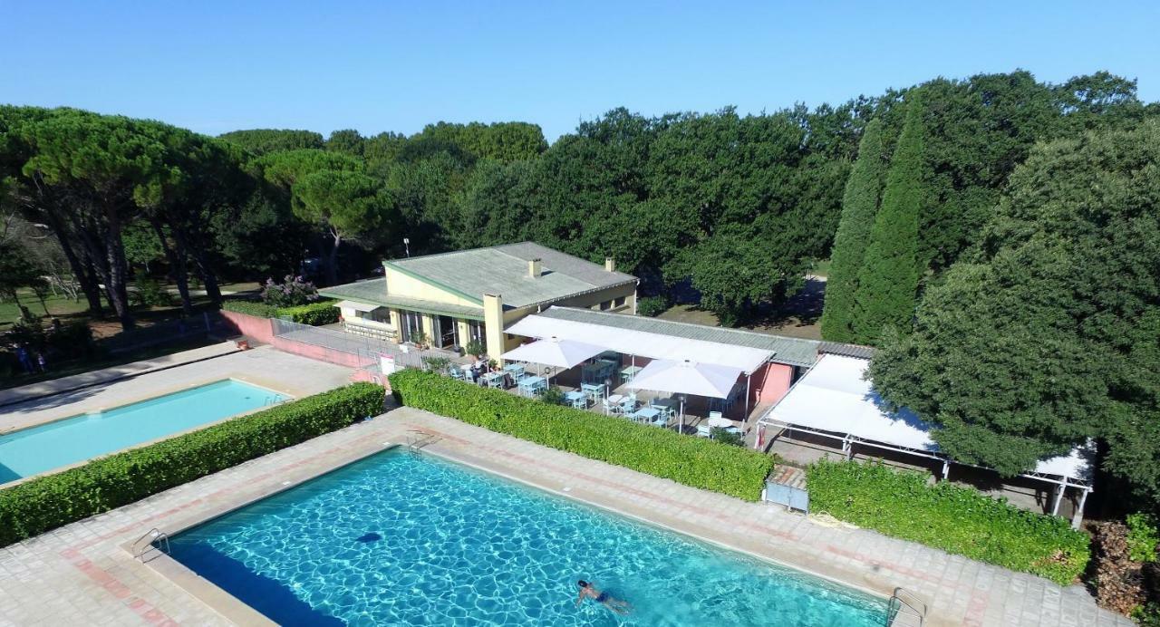Domaine Le Moulin Neuf Hotel Saint-Quentin-la-Poterie Exterior photo